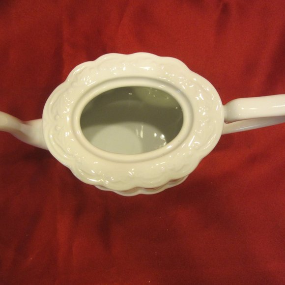 VTG 80'S CHINA TEAPOT, W/PINK ROSES, RIBBED PANELS, NO LID - Picture 5 of 7